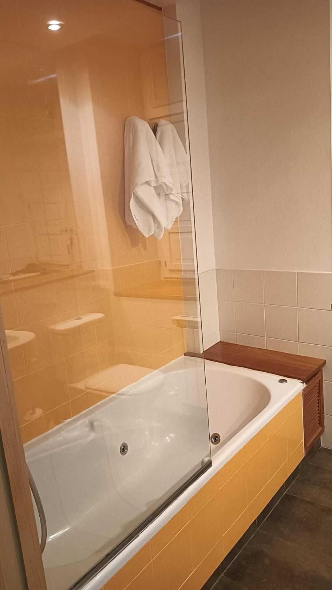 Gastro Hotel La Giraldilla Liérganes Cameră foto